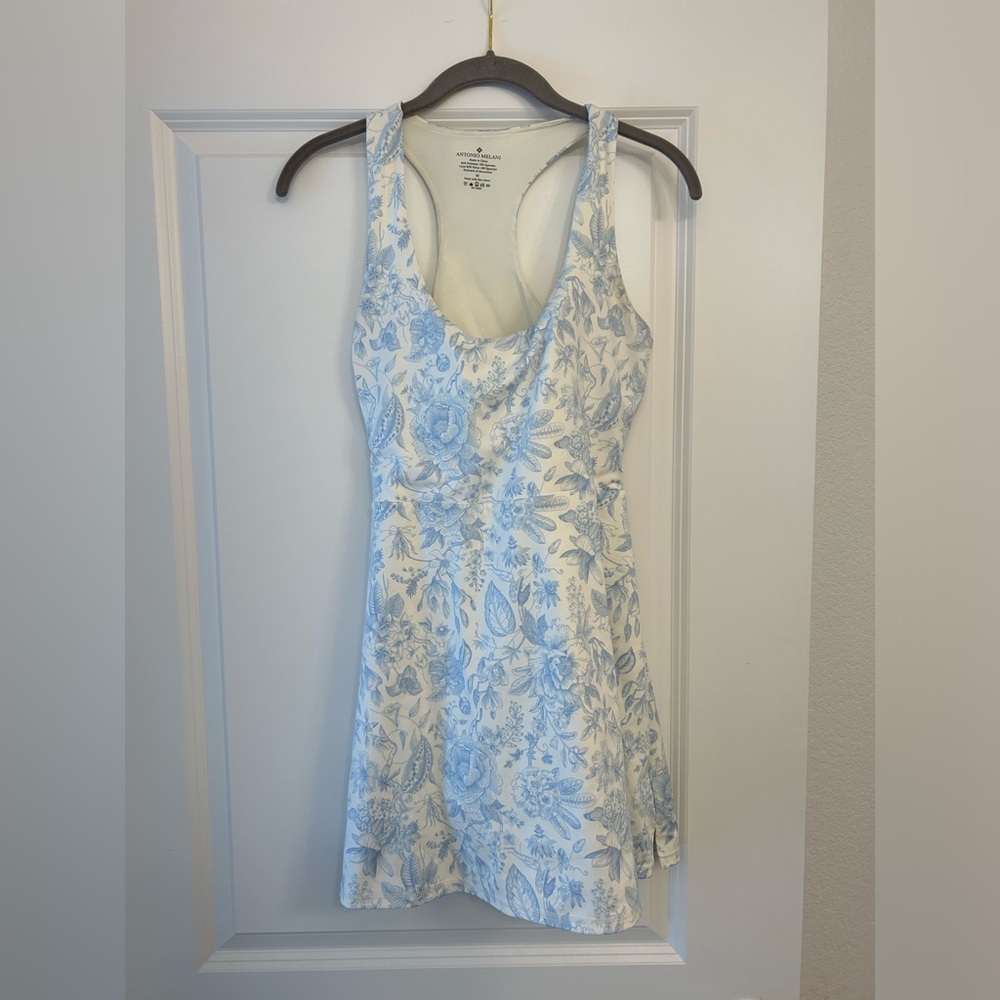 NWOT ANTONIO MELANI White Racerback ExerciseDress with Light Blue Floral Detail